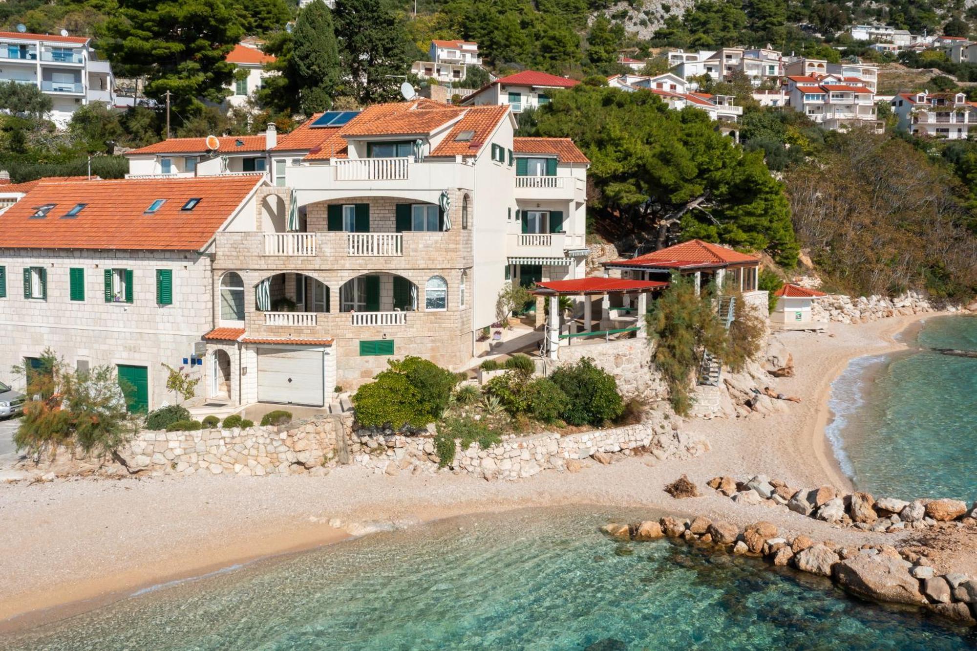 Beach Villa Porat Pisak Exteriör bild